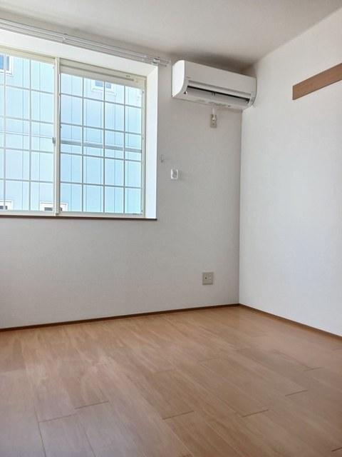 クィーンパレスＴＡＤＡ．Ｃ棟（101） 室内