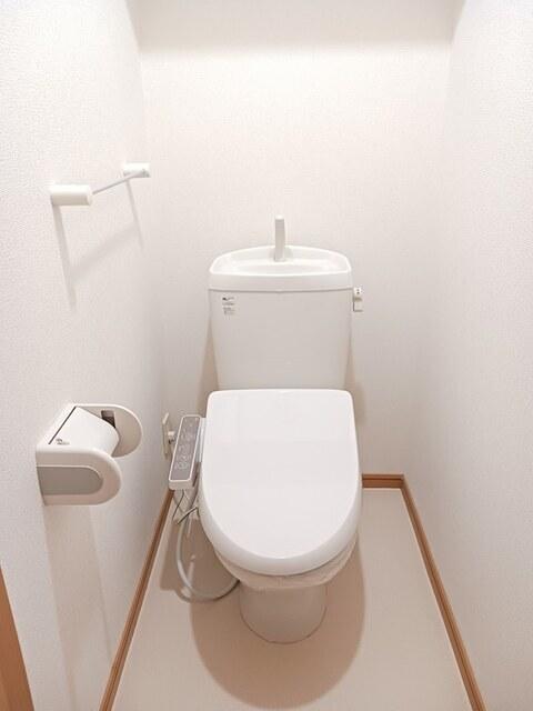 レジデンス・ノンノサン（106） トイレ