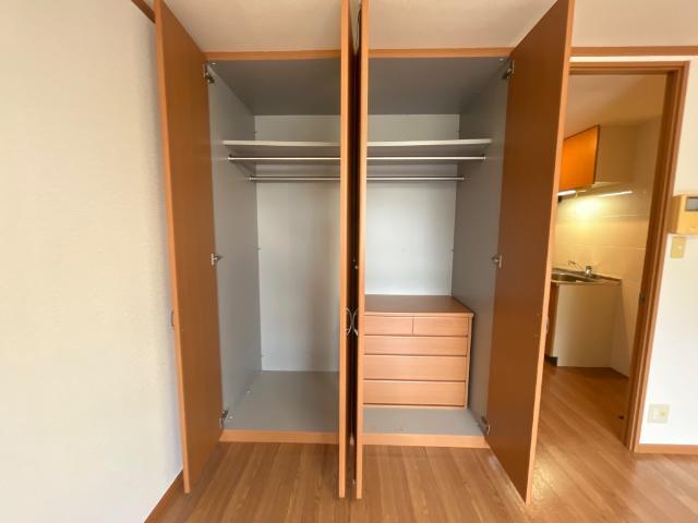 エレガント・ライフ 部屋画像
