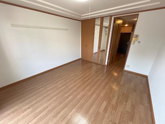 エレガント・ライフ 部屋画像