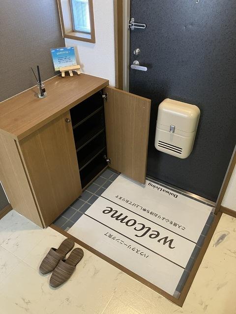 ルミナスコート（104） 玄関