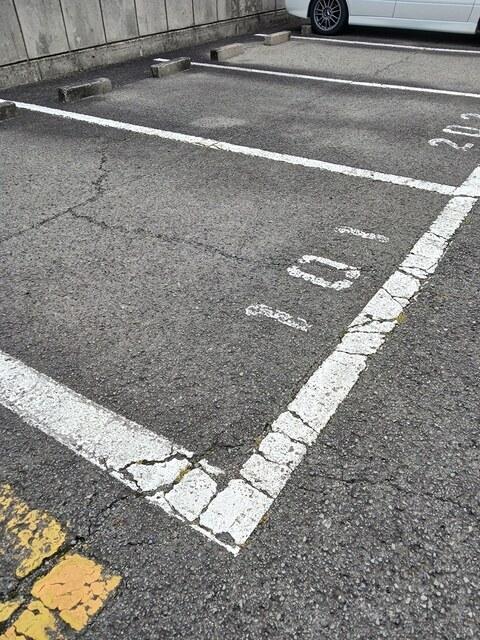 サンハイツ（101） 駐車場