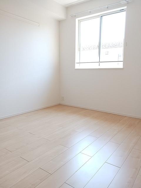 ロータス南島田Ｃ（203） 室内