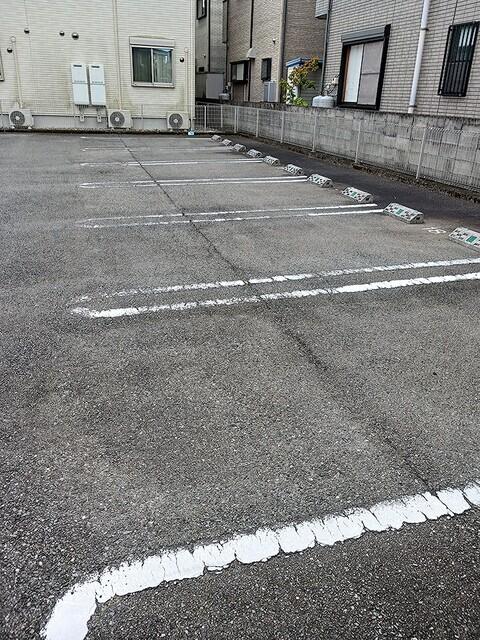 クラール名東イースト　Ｂ（202） 駐車場