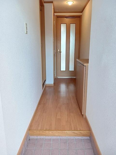 スィートメモリー（102） 玄関