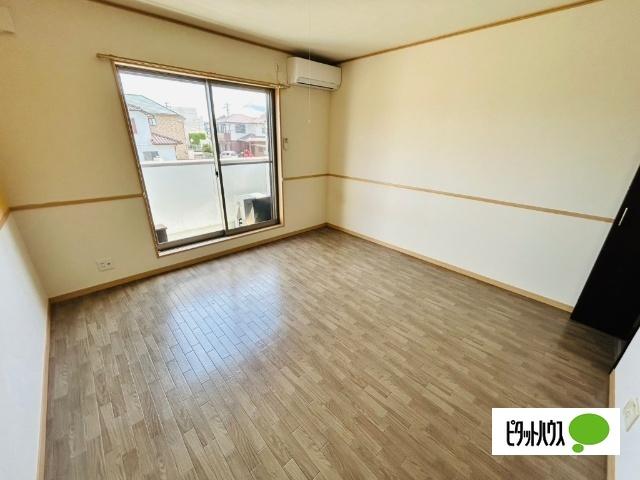 ＲＯＯＭ ＯＮＥ（f） 室内