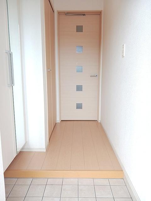 クレセント　Ⅱ（103） 玄関