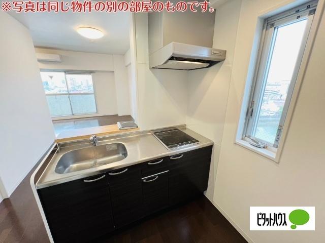 SUNNY SIDE COURT（202） キッチン