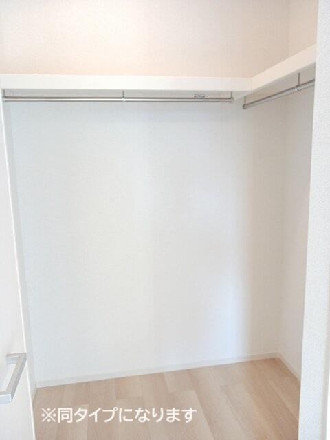 フェリーチェ　向日葵　Ⅱ（205） 収納