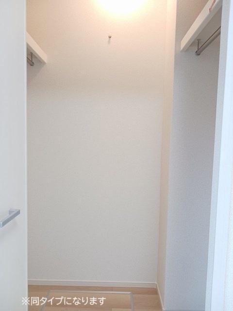 グレイス　八万（101） 収納