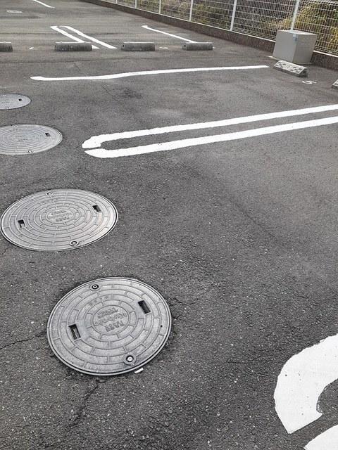 ルシール　鴨島Ａ（102） 駐車場