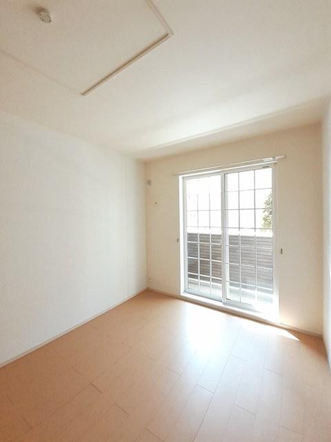 ルミエール出来町（103） 室内