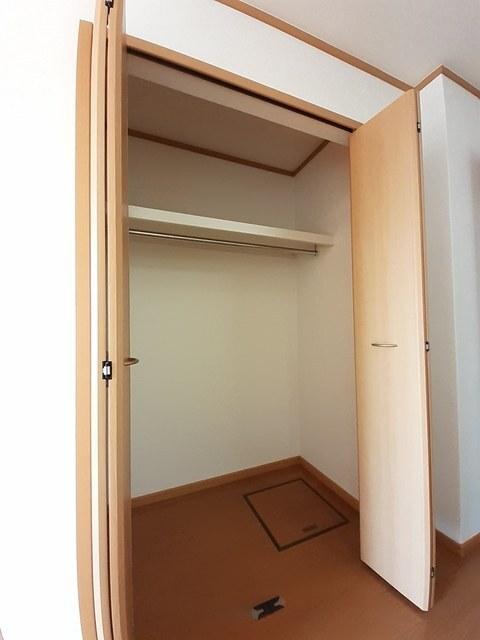 トゥールコネッサンス（102） 収納