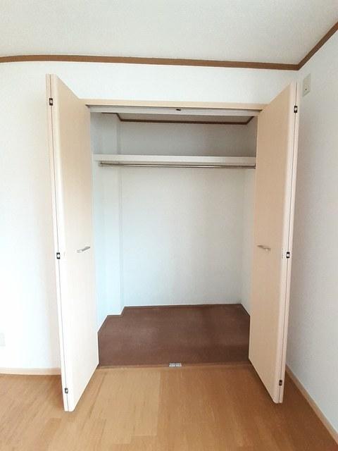 シャンゼリゼ弐番館（103） 収納