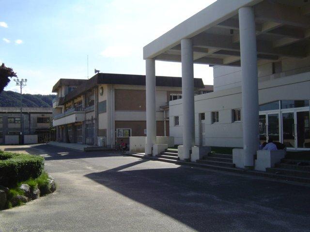 徳島市立千松小学校：1130m