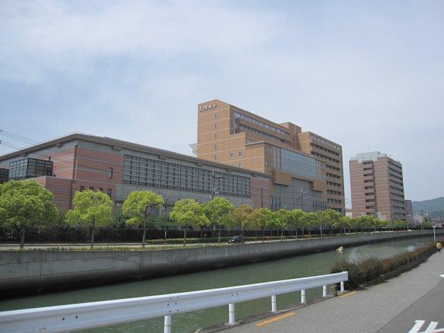 私立徳島文理大学：931m