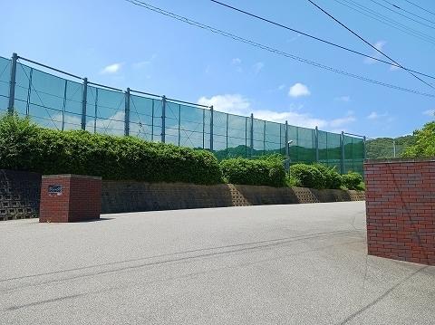 大麻中学校：2000m