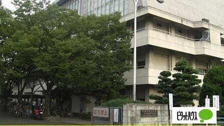 国立徳島大学総合科学部：1676m