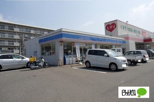 ローソン徳島西新浜町1丁目店：818m
