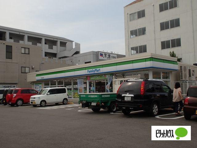 ファミリーマート徳島山城西店：1528m