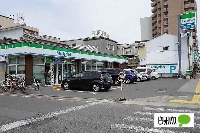 ファミリーマート佐古四番町店：722m