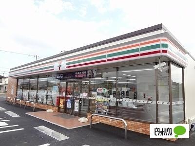 セブンイレブン藍住インター店：950m