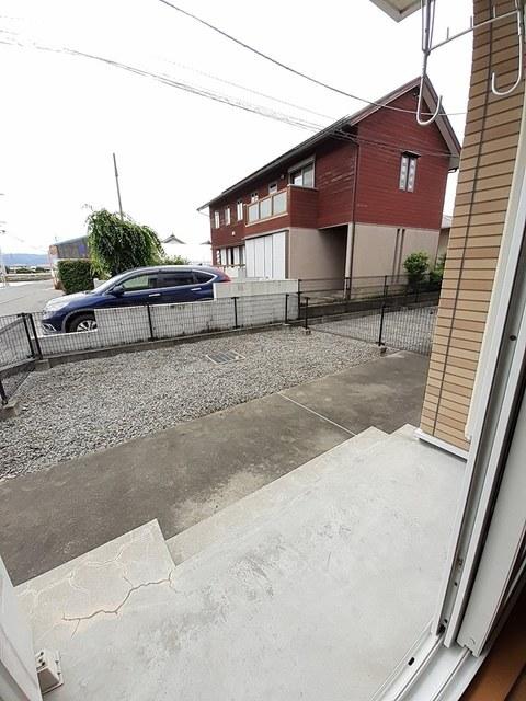 モーント　シャイン　Ｃ（101） 庭