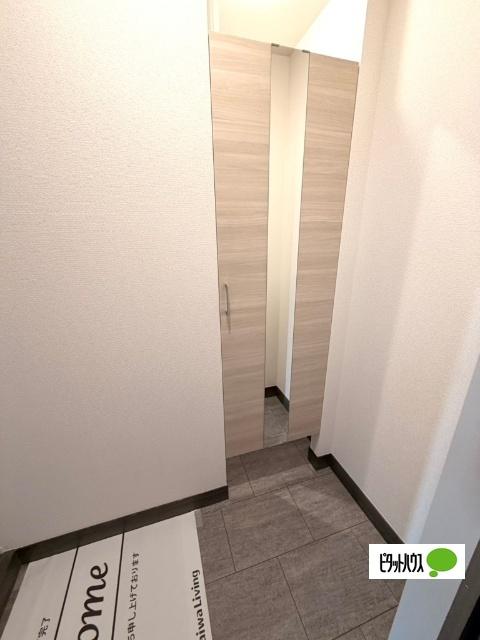 ビルゴ中吉野（301） 玄関