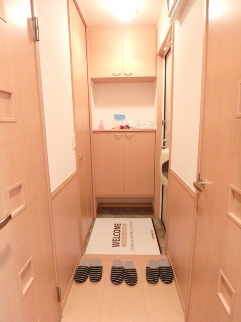 プレミール　B棟（B102） 玄関