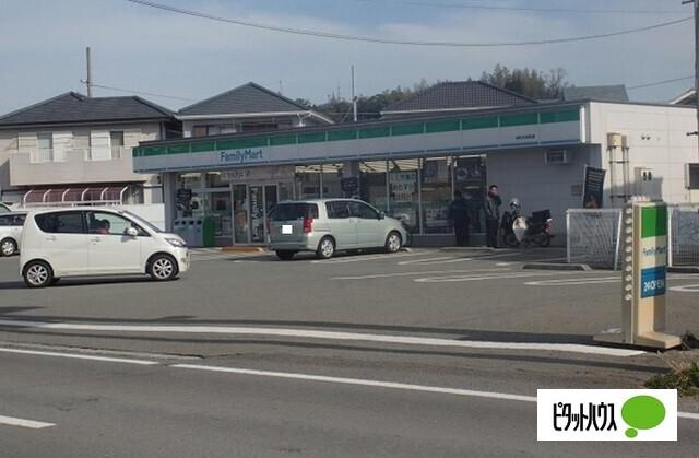 ファミリーマート法花大橋北店：228m