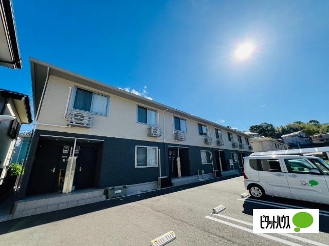 クレスト八万（103） 駐車場