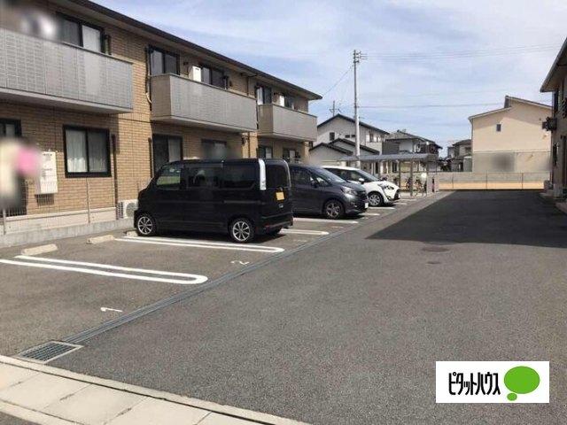 ＰＡＴＩＯ　A棟（202） 駐車場