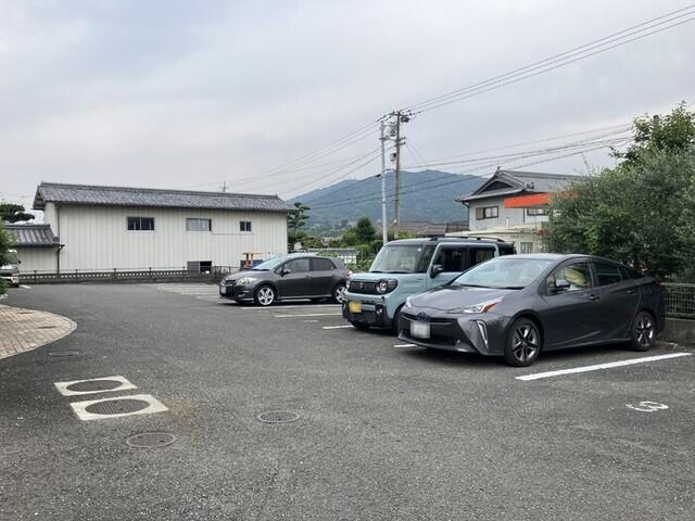 サンライズ蔵本（105） 駐車場