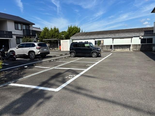 クレスト諏訪Ⅰ（101） 駐車場