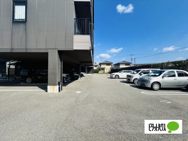 Jenks Villa（207） 駐車場