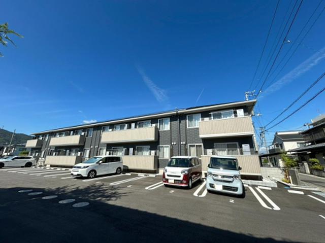 オリエンタルコート南田宮（106） 駐車場