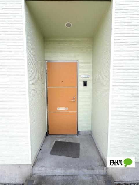 フィットセル ソレイユ（A） エントランス