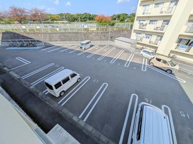 森ビル（203） 駐車場