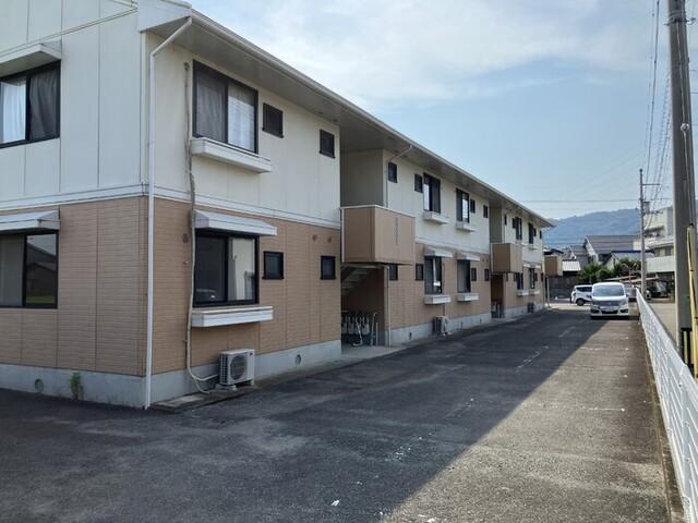 マリレーヴ内浜（105） 駐車場