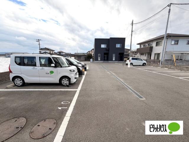 Afect Leao B棟（202） 駐車場