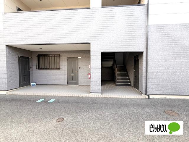 フォブール秦B 物件画像