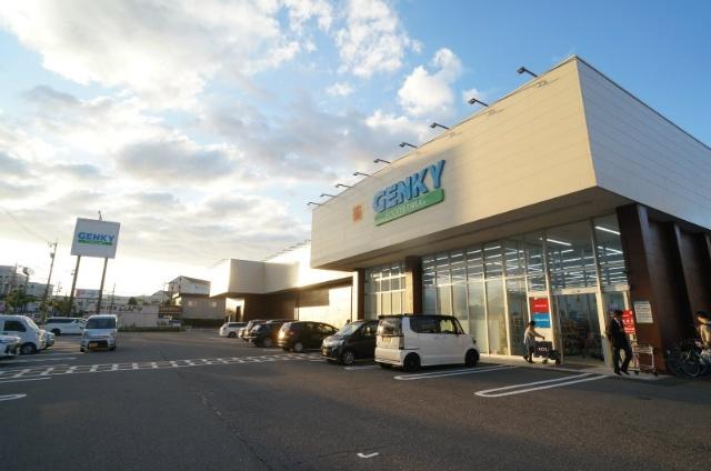 ゲンキー日光店：408m