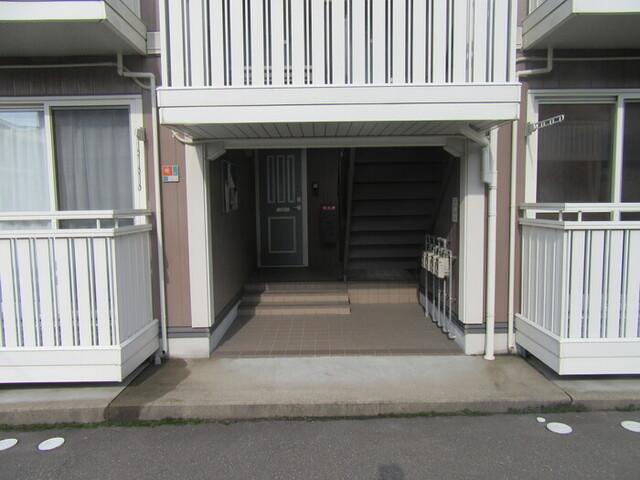 ルピナス明里橋　Ｂ（102） エントランス