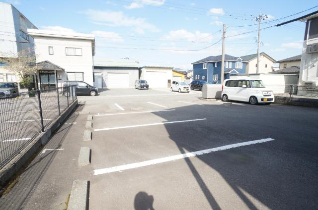 セジュールＭ３（101） 駐車場