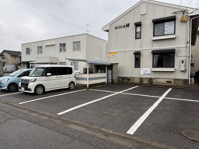 セジュールＭ（101） 駐車場