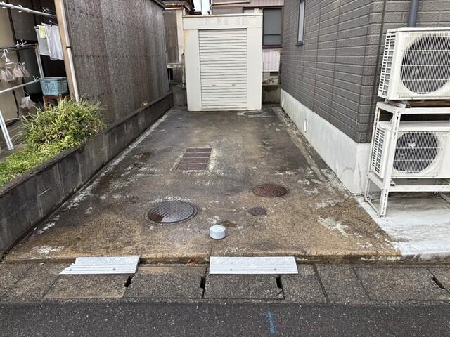 トリアノン文京（202） 駐車場