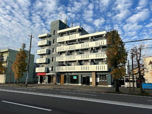 外壁・共用部リニューアルできれいです