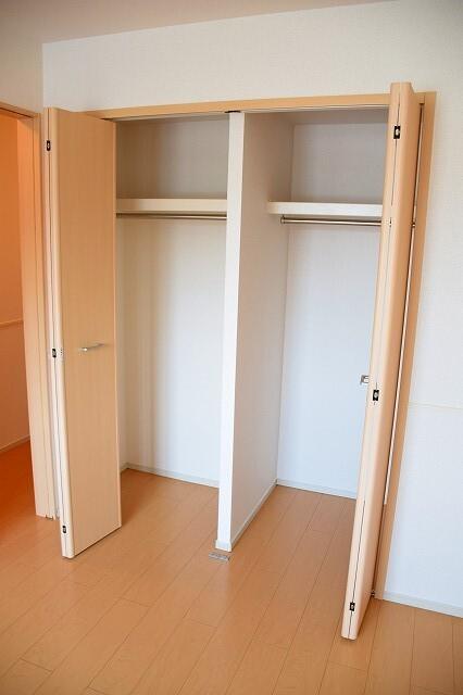 スペランツァ　ルーチェ　Ｂ（102） 収納