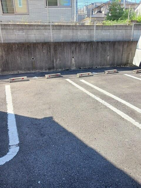 アネックス（201） 駐車場