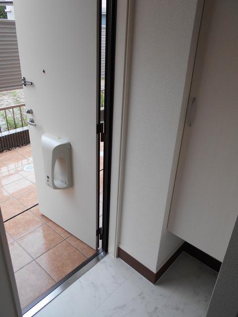 Ｄ−ｒｏｏｍ　ｗｉｎｇ（203） 玄関